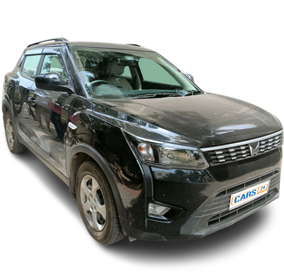 Mahindra XUV300-img